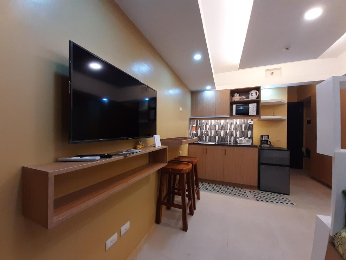 Aparthotel 1Tagaytay Lipa City Exterior foto